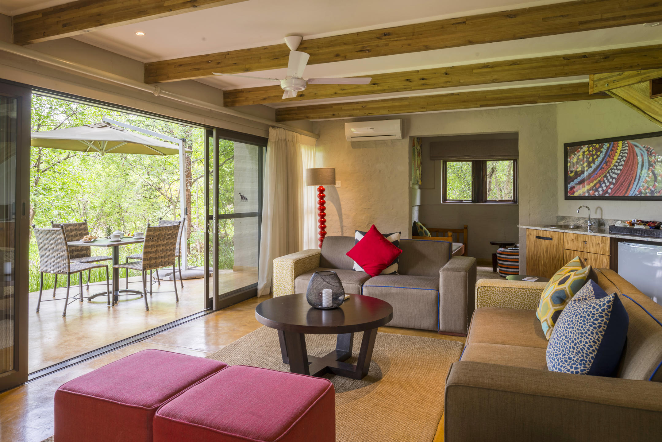 Victoria Falls Safari Suites thumbnail 5